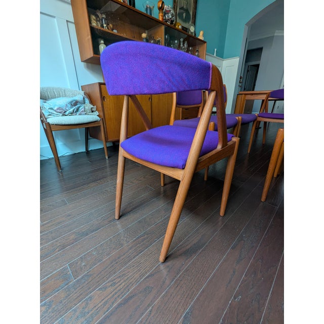 Set of 6 Vintage Danish Modern Teak Dining Chairs (Attributed 4 Niels Møller, 2 Kai Kristiansen) For Sale - Image 11 of 18