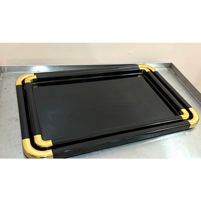 1960s Lacquered Brass-Corner Serving Trays Set of 2 For Sale - Image 4 of 5