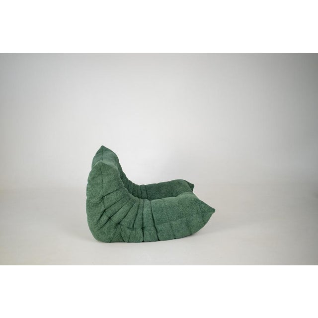 Green Set of Togo Lounge Chair and Pouf in Emerald Boucle Fabric by Michel Ducaroy for Ligne Roset, 1973 For Sale - Image 8 of 16