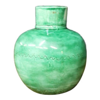 Mid-Century Green Glazed Studio Pottery Vase Signed Margaret Lee Mulick, u.s. Navy, 1948 For Sale