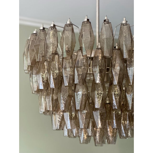 Sand-Colored Murano Glass Poliedri Chandelier in the style of Scarpa For Sale - Image 9 of 13