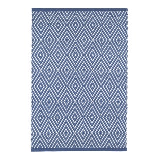 Dash & Albert by Annie Selke Diamond Denim/White Indoor/Outdoor Rug, 2'6" x 8' For Sale