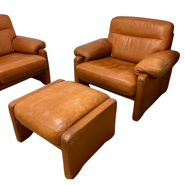 Cognac Leather Sofa with Lounge Chairs and Ottoman from De Sede, 1990s, Set of 4 For Sale - Image 4 of 6