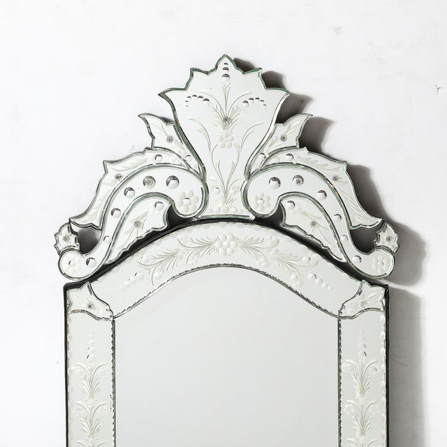 Mid-Century Modern Mid-Century Reversed Etched Venetian Glass Mirror With Chain Beveled Detailing For Sale - Image 3 of 17