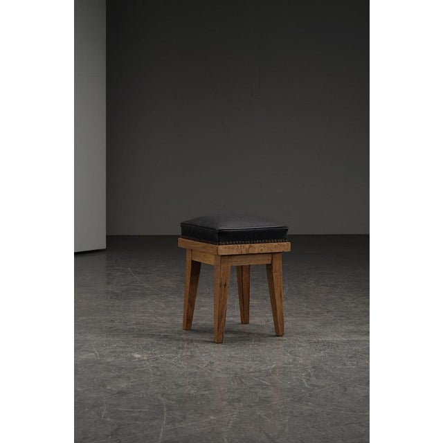 period: 1940s origin: France dimensions (cm): h48 x w33 x d33 cm (sh48 cm) dimensions (inch): h18,9 x w12,99 x d12,99 in...