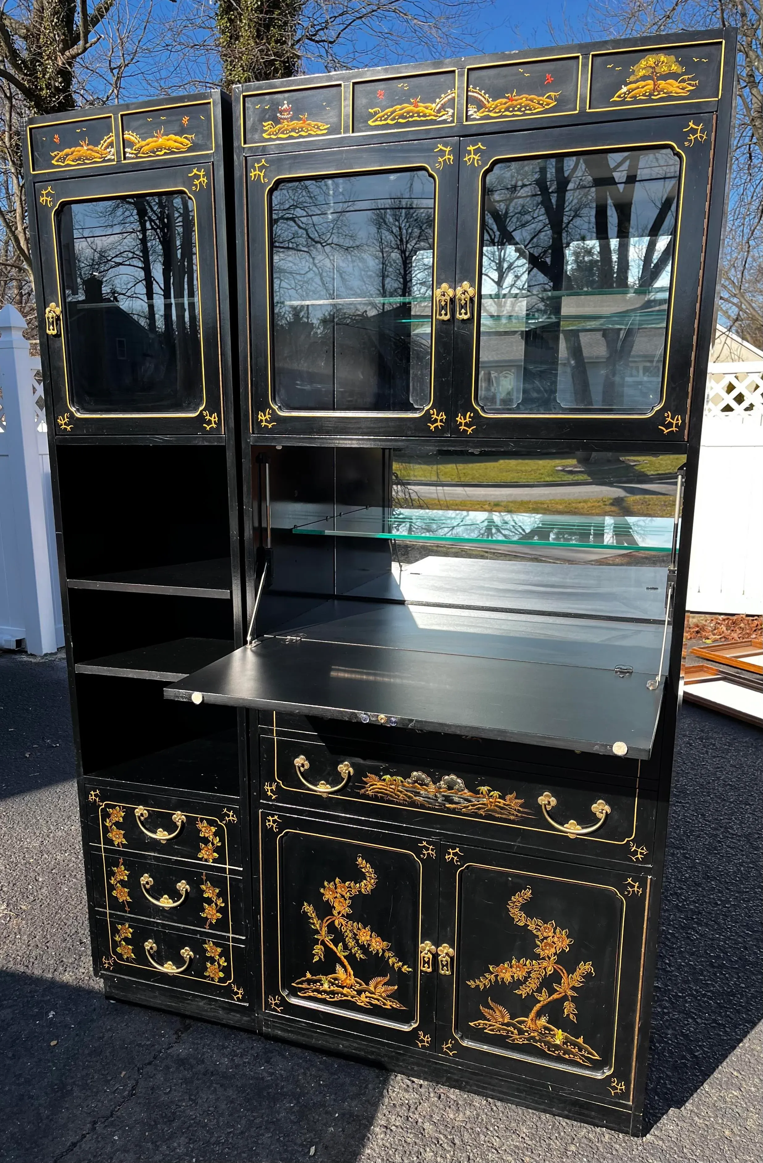 1970s Jasper Cabinet Co. Chinoiserie Black Lacquer Hand Painted