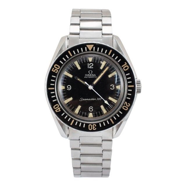 Vintage 1966 Omega Seamaster 300 41mm X 48mm 165.024 Black Steel Automatic Watch For Sale