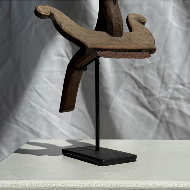 Traditional Indonesian Decorative Wooden Bird on a Base with Crest For Sale - Image 10 of 17