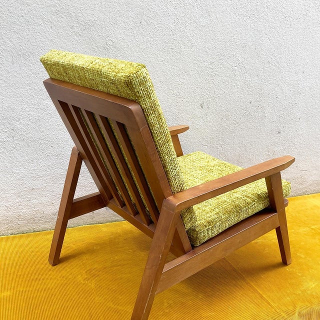 Scandinavian Armchair in Large Mesh Fabric For Sale - Image 3 of 5