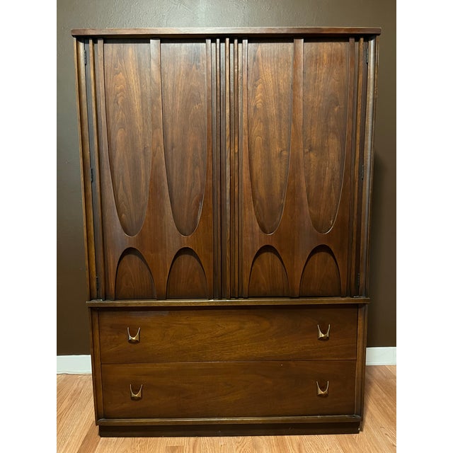 Vintage Broyhill Brasilia II Gentlemans Chest For Sale - Image 6 of 9