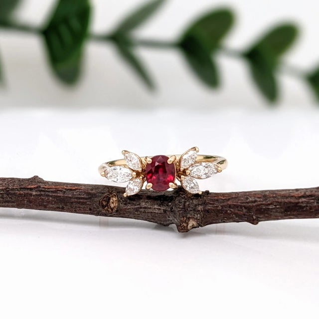 Red Ruby Ring with Earth Mined Diamonds in Solid 14k Yellow Gold Oval For Sale - Image 4 of 7