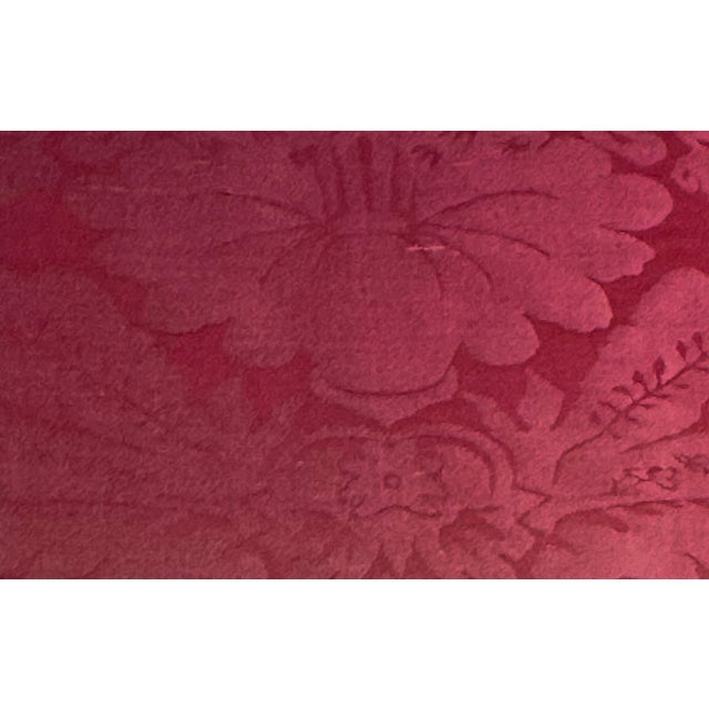 The Style Sourcebook is an encyclopedic catalog of 2,300 color swatches and other examples of the best in interior design...