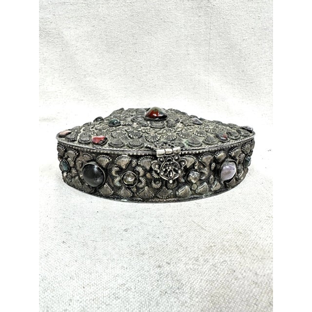 Vintage Shell Box For Sale - Image 9 of 9