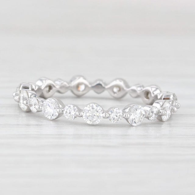 White 0.94ctw Diamond Eternity Band 14k White Gold Wedding Ring Size 6.25 Stackable For Sale - Image 8 of 9