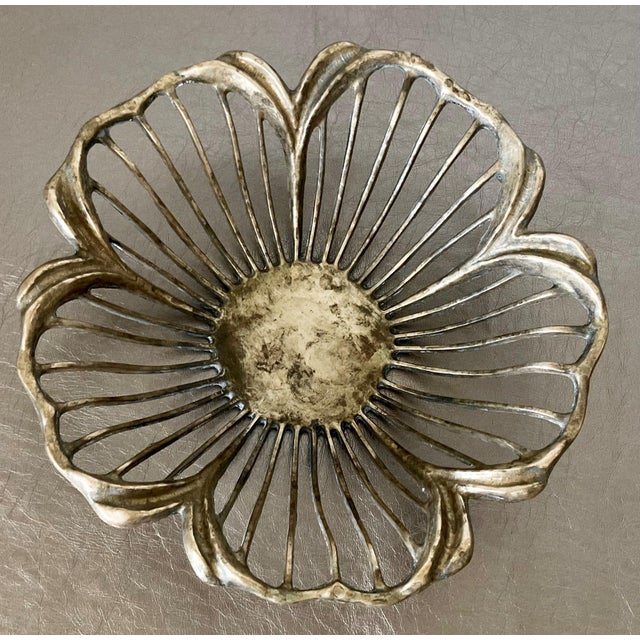 Brass Late 20th-Century Moulded Cast Brass Reticulated Hibiscus-Petal Shaped Decorative Bowl For Sale - Image 8 of 16