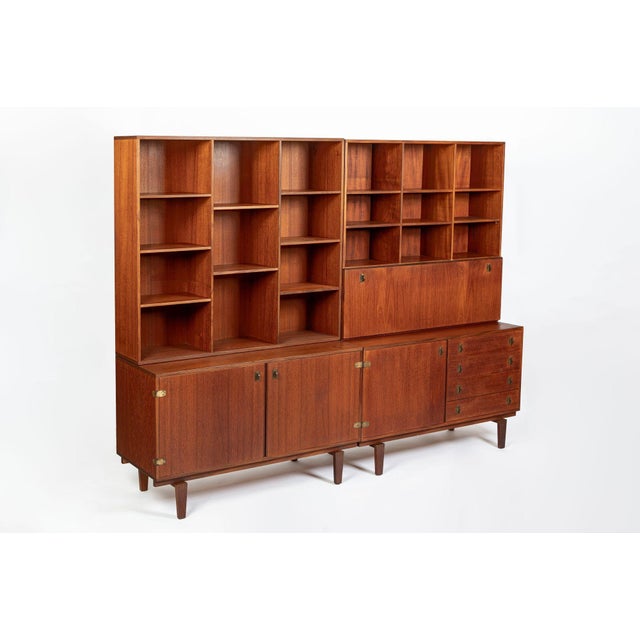 1960s Mid-Century Danish Teak Wall Unit Bookcase by Peter Løvig Nielsen, Pair, 1960s For Sale - Image 5 of 18