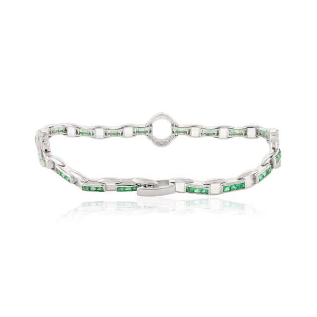 14k White Gold May Birthstone & Diamond Bracelet For Sale In New York - Image 6 of 12