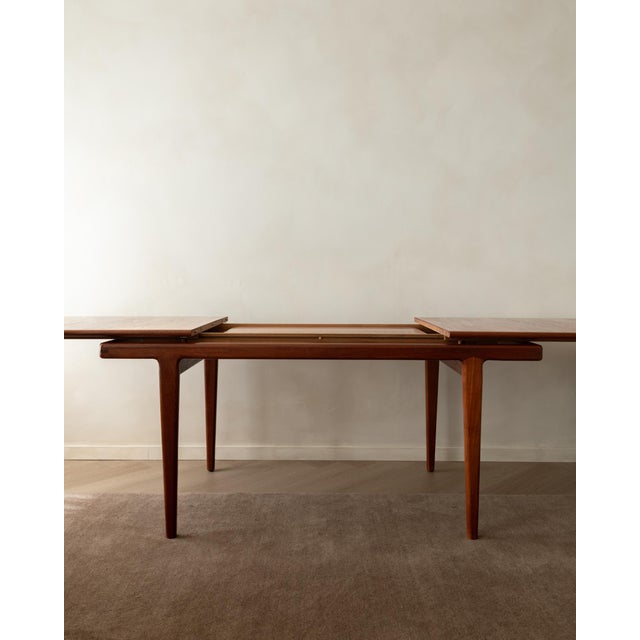 Mid-Century Modern Danish Modern Teak Extendable Dining Table attributed to Sven Ellekaer, Denmark, 1960s For Sale - Image 3 of 18