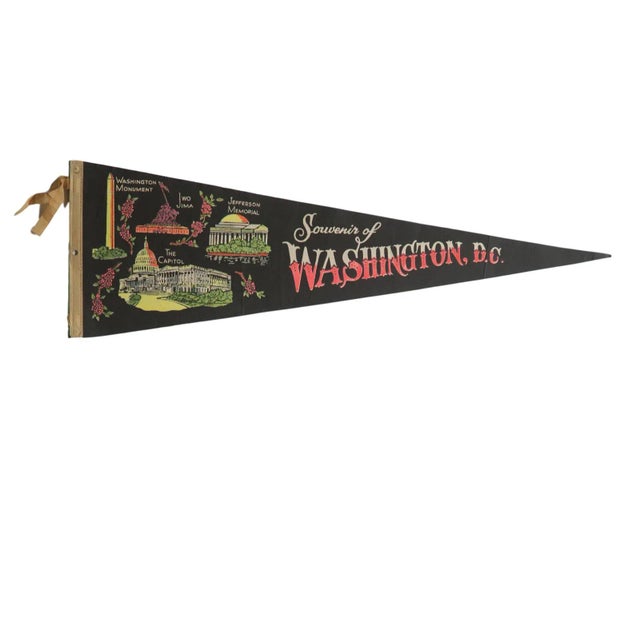 Mid-Century Modern Vintage Souvenir of Washington, d.c. Felt Flag Pennant For Sale - Image 3 of 3
