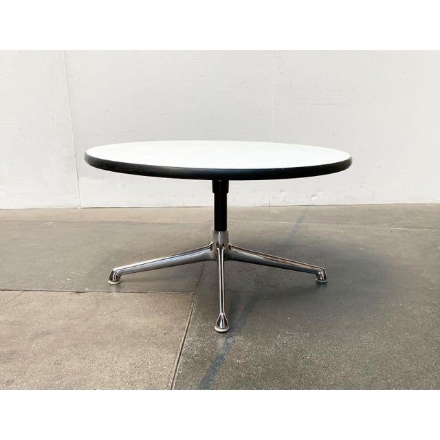 Black Mid-Century Side Table by Charles & Ray Eames for Herman Miller, 1960s For Sale - Image 8 of 18