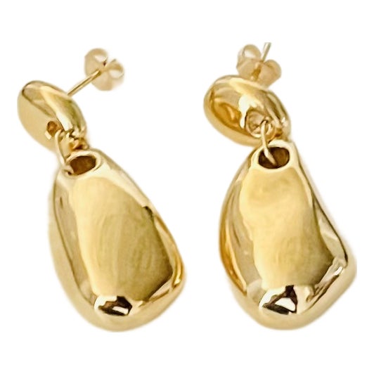 Agmes Sculptural Earrings – 18k Gold Vermeil, Fashion Insider Favorite, a Pair For Sale