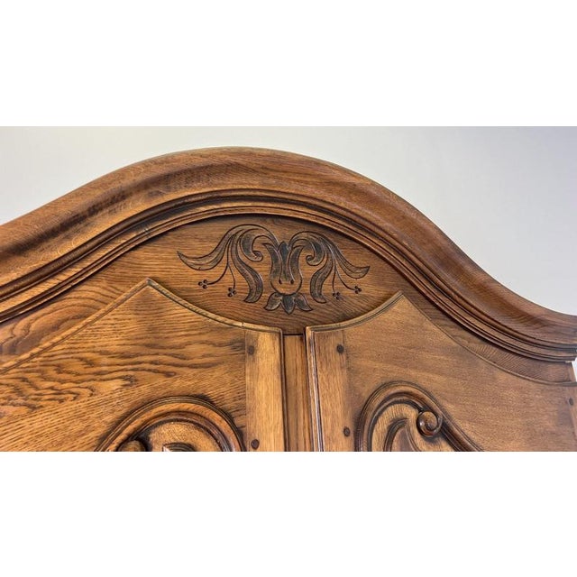 Vintage French Oak 2-Door Wardrobe For Sale - Image 6 of 14