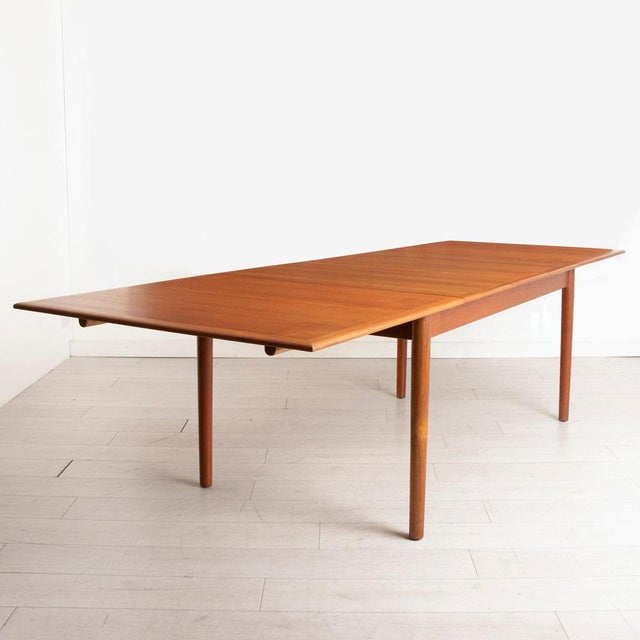 1960s Large Mid-Century Extendable Teak Dining Table from Dalescraft, 1965 For Sale - Image 5 of 6