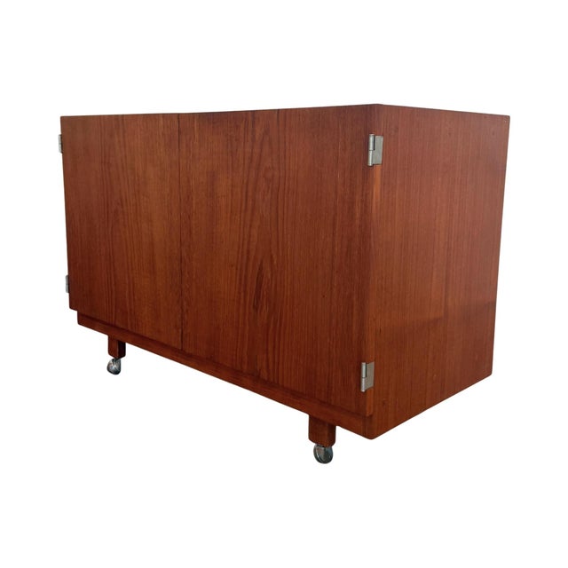 Robert Heritage Robert Heritage, Archie Shine, Planar Cabinet, Teak, England, 1960s For Sale - Image 4 of 6