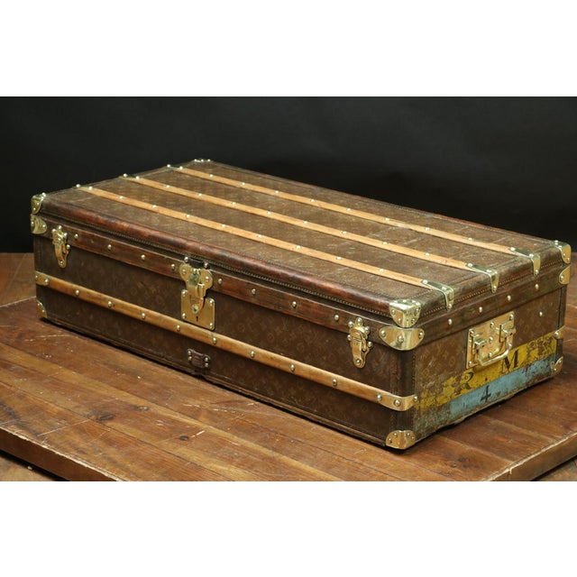 1st Series Monogrammed Cabin Trunk from Louis Vuitton, 1904 For Sale - Image 9 of 11