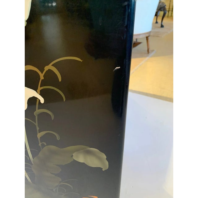 Black Lacquer Square Pedestal With Calla Lillies For Sale In Philadelphia - Image 6 of 8