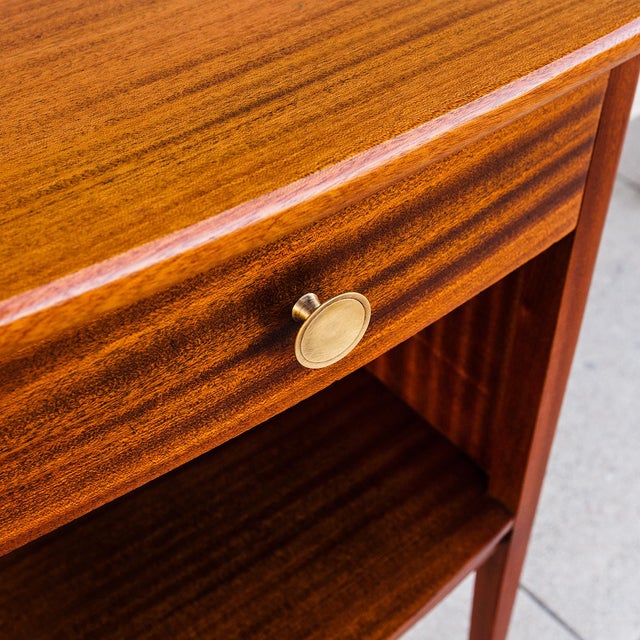 Restored 1960s Sapele Mahogany Upholstered King Headboard With Built-in Nightstands For Sale - Image 13 of 18