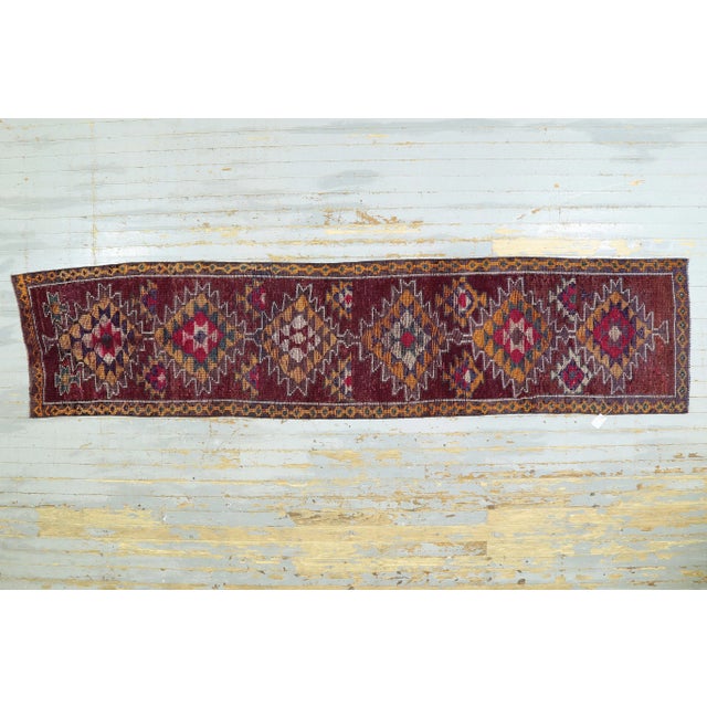 1950's Vintage Herki Hand-Knotted Hallway Runner Rug - 2′8″ × 11′9″ For Sale - Image 12 of 12