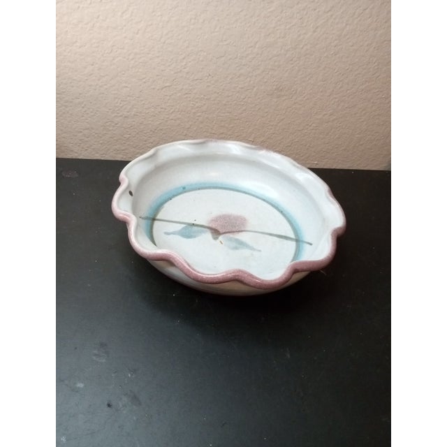 1980s Mid-Century Modern Hand Glazed Scalloped Decorative Bowl Made in Italy For Sale In Dallas - Image 6 of 6