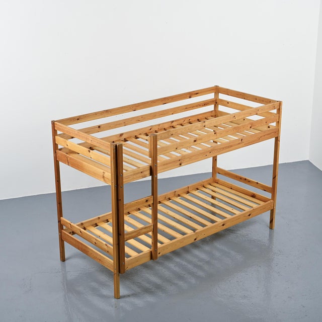 Pine Bunk Beds, Les Adrets Residence, Les Arcs, 1970 For Sale - Image 9 of 15