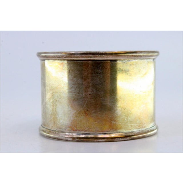 Smooth Silver Napkin Ring with Embroidery., in Good conditions. Designed 1920 to 1949