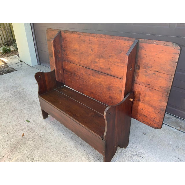 American 19th Century Pine Hutch Table For Sale - Image 3 of 15