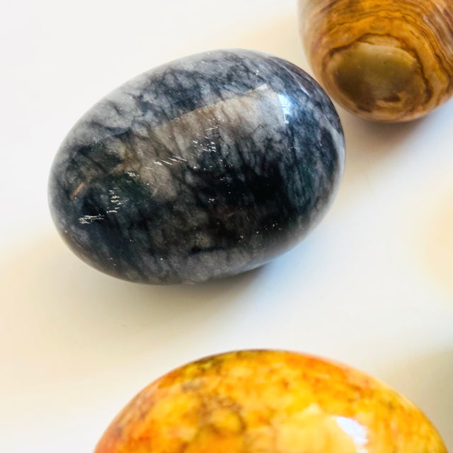 Late 20th Century Set of 5 Vintage Stone Eggs For Sale - Image 5 of 7