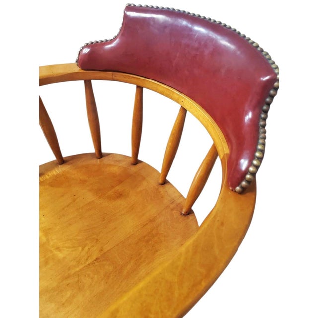 Timeless Charm: Pair of Vintage Mid-Century Maple Captain's Chairs For Sale - Image 4 of 10