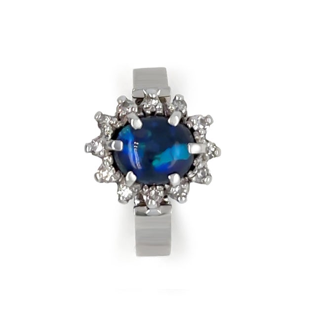 18ct White Gold Black Opal and Diamond Cluster Ring 0.62ct 5.28g, Size 5.25 For Sale - Image 4 of 6