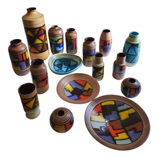 Mid-Century Black, Blue, Orange and Yellow Vetrata Vases and Bowls by Aldo Londi for Bitossi, Italy, Set of 16 For Sale