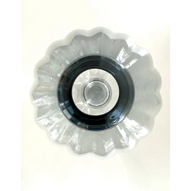 Contemporary Pair of Louise Rose Balloon Vase 01 Glass in Blue For Sale - Image 3 of 5