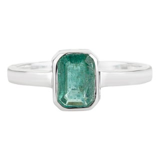 0.57 Carat Natural Emerald Classic Solitaire Ring in 925 Silver- Size 7 For Sale