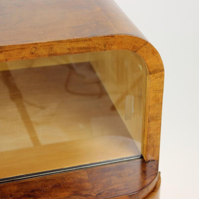 Art Deco Sideboard or Dry Bar in Walnut, Former Czechoslovakia, 1930s For Sale - Image 9 of 18