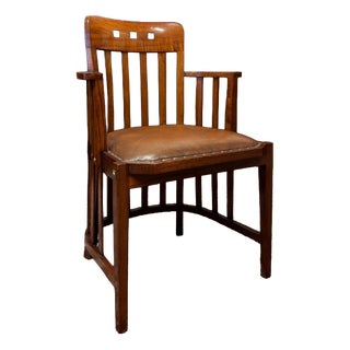 English Chair from Globe Wernicke For Sale