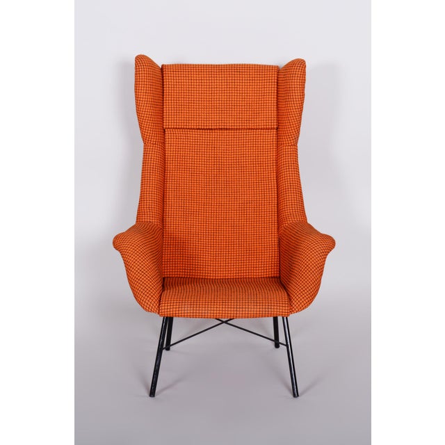 The new upholstery is high quality backhausen fabric, it's very easy to clean and retains its colours very well even in...