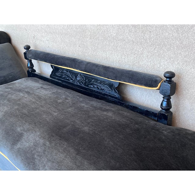 Italian Art Deco Black Velvet Convertible Chaise Longue For Sale - Image 6 of 7