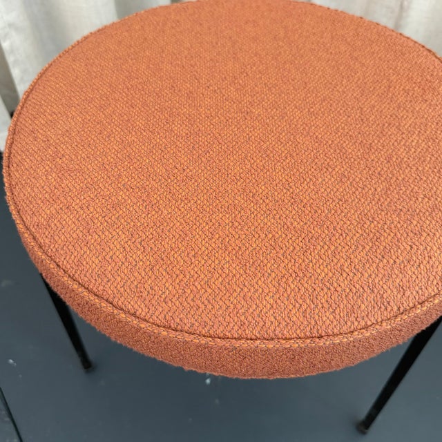 Mid-Century Modern Round Upholstered Vanity Stool For Sale In New York - Image 6 of 6