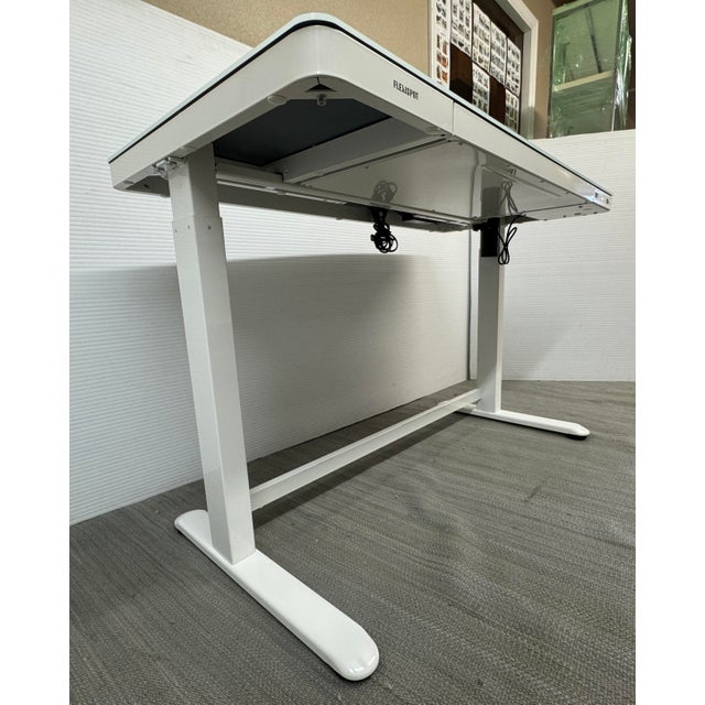 Flexispot Electric Standing Desk For Sale - Image 10 of 12