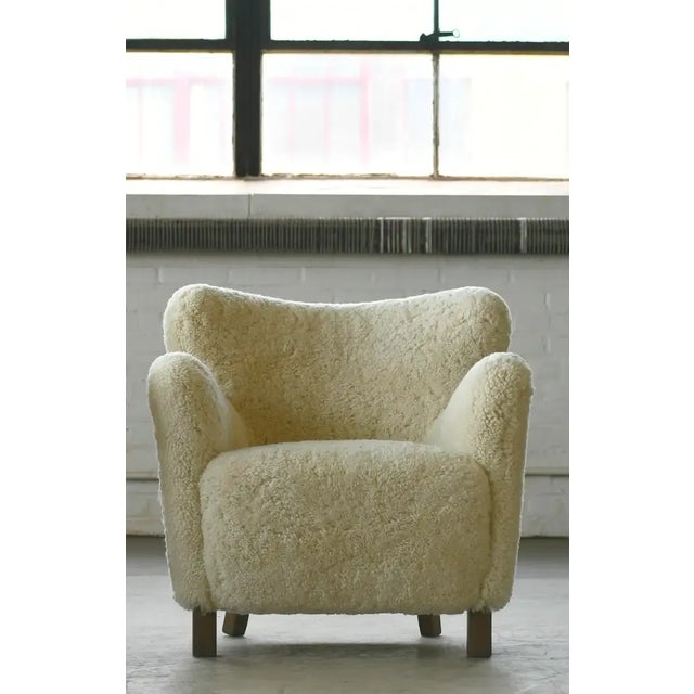 Mid-Century Modern Pair of Custom Made 1940's Style Lounge Chair Upholstered in Beige Sheepskin Shearling For Sale - Image 3 of 8