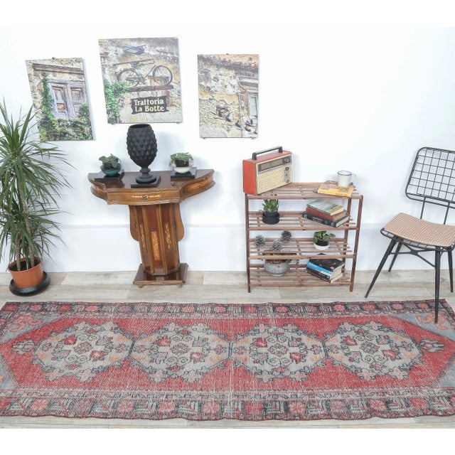 Turkish 3'x9'5 Vintage Turkish Hand-Knotted Oriental Runner For Sale - Image 3 of 8